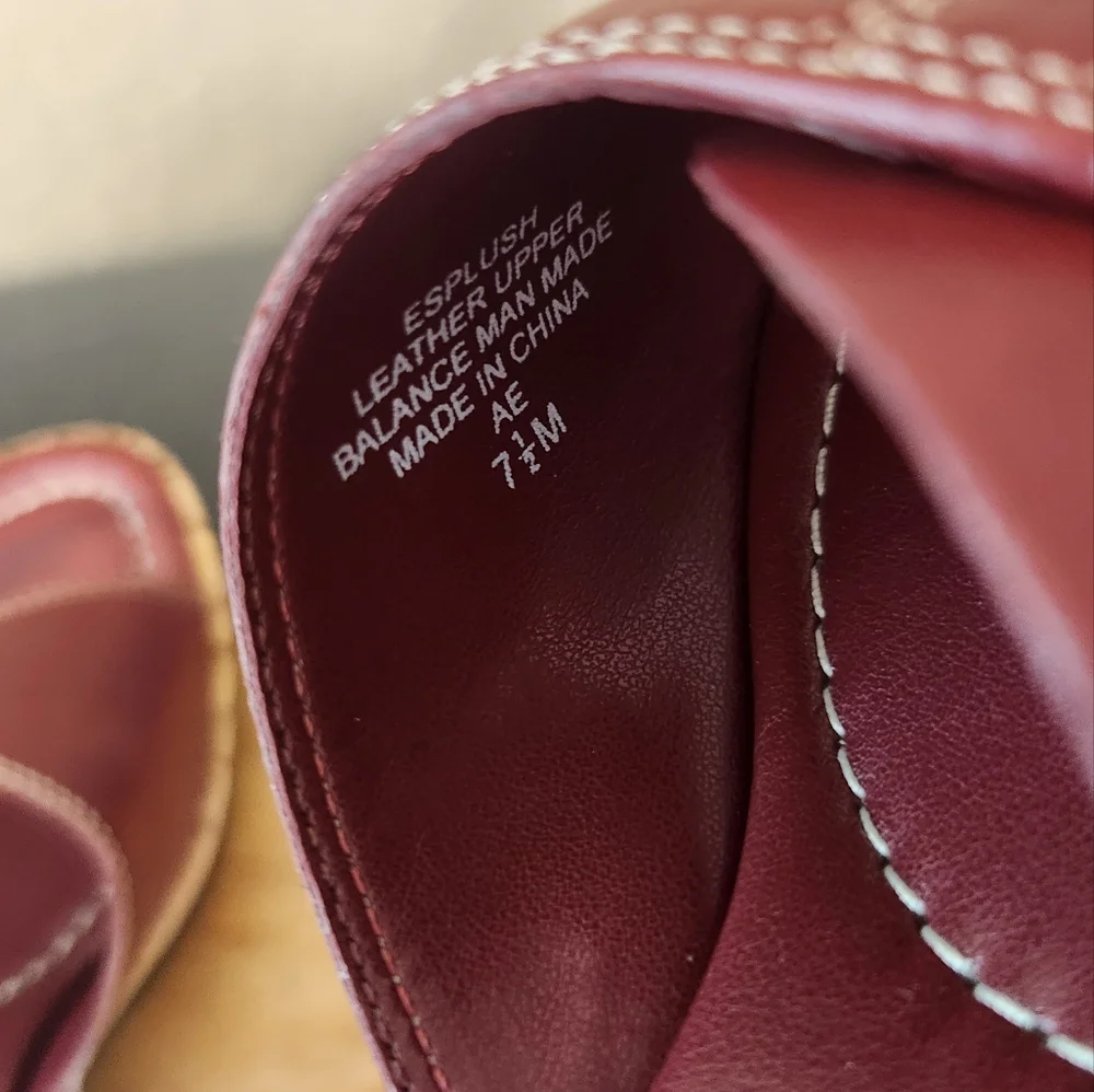 NWT Easy Spirit ESPLUSH‎ Red Leather Upper Slip-On Wedges, Size 7.5